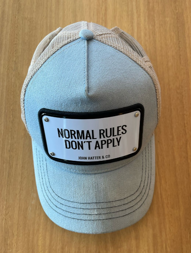 Gorra original sin contexto